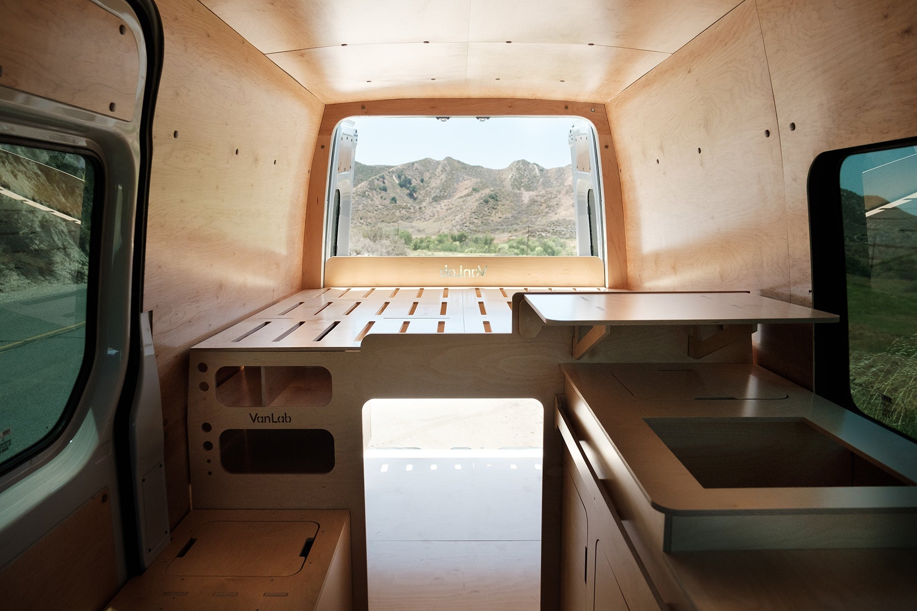 Mercedes Sprinter 144 - DIY Conversion Kit